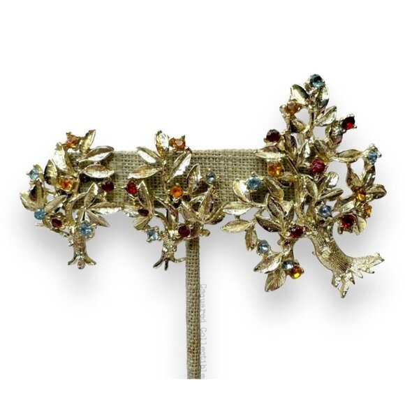 Dodds Jewelry - Dodds Gold Tone Blue Red Yellow Crystal Tree Brooch Clip On Earring Set Vintage